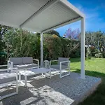 Villa Le Fontanelle In Dei Marmi With Ac Forte dei Marmi