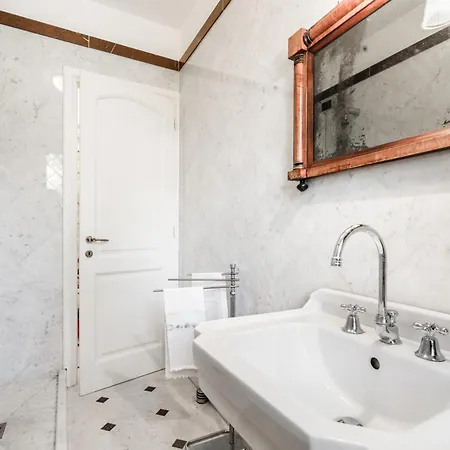 Villa Le Fontanelle In Dei Marmi With Ac *